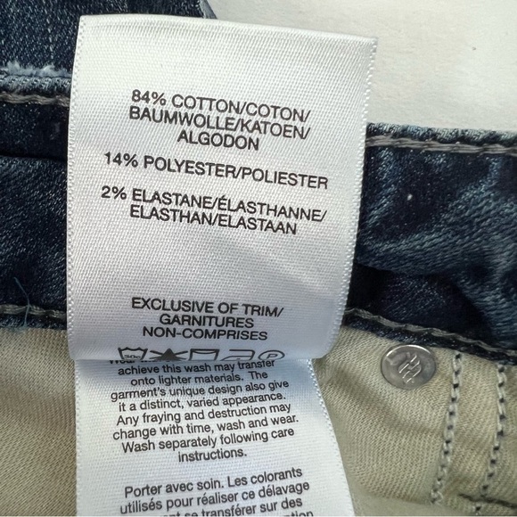 Silver Women’s Blue Jeans Sz 26 (1/2) Boyfriend Medium Wash Distressed Pockets - Picture 7 of 13